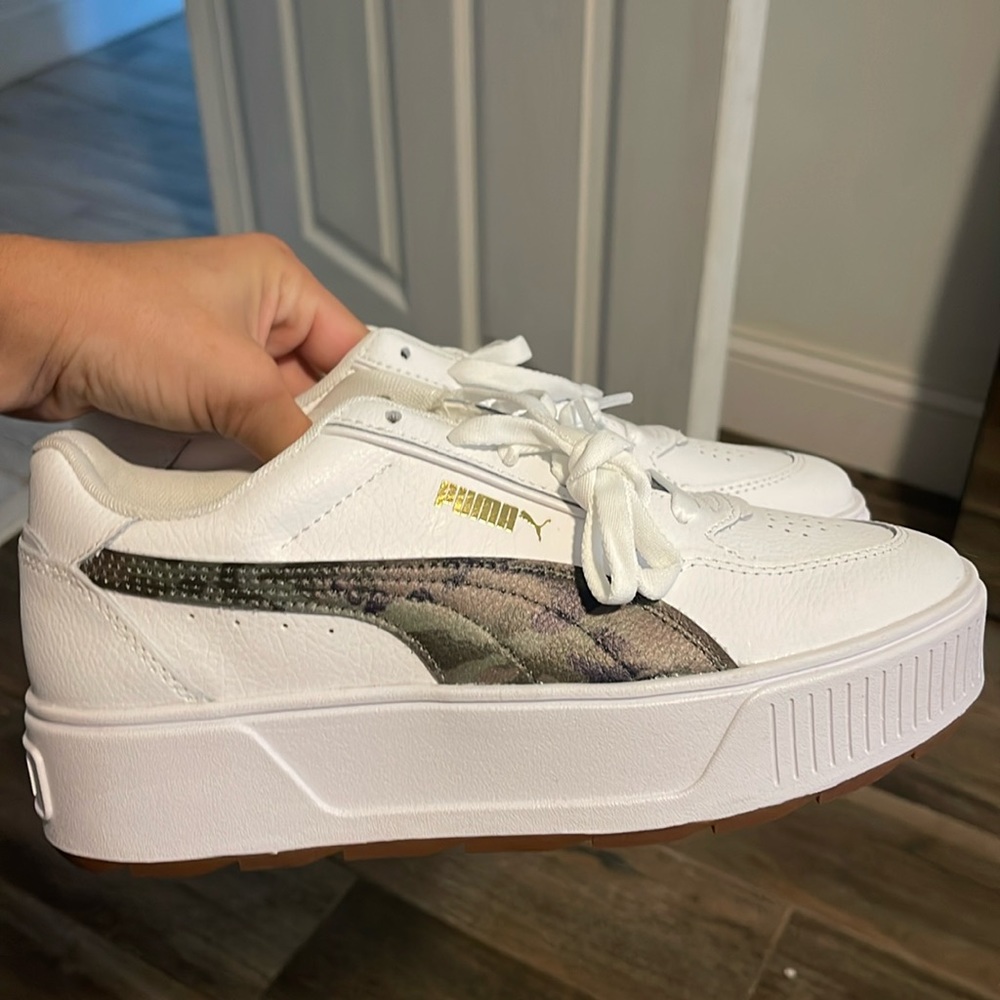 Puma sneakers